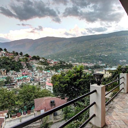 Capital O Shishamaati Hotel Kullu Bagian luar foto