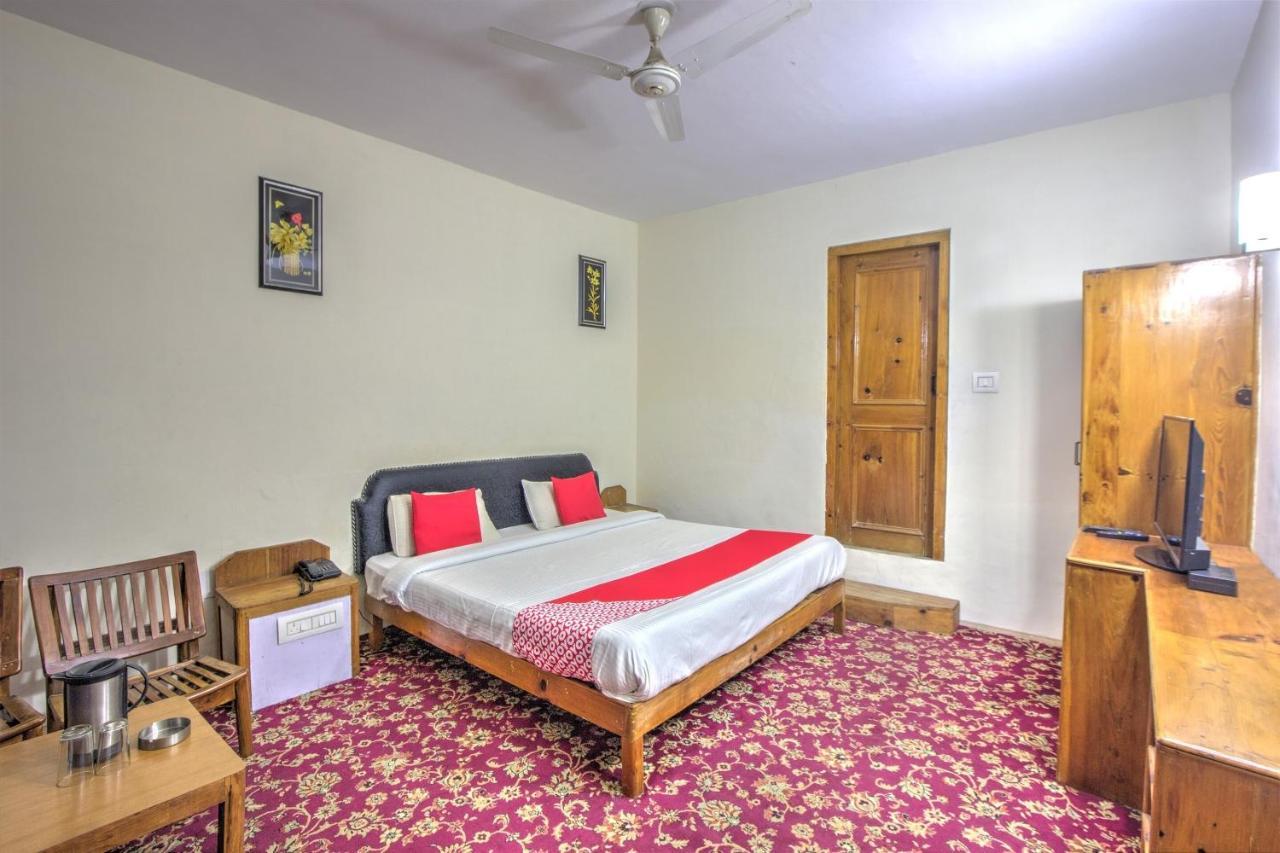 Capital O Shishamaati Hotel Kullu Bagian luar foto