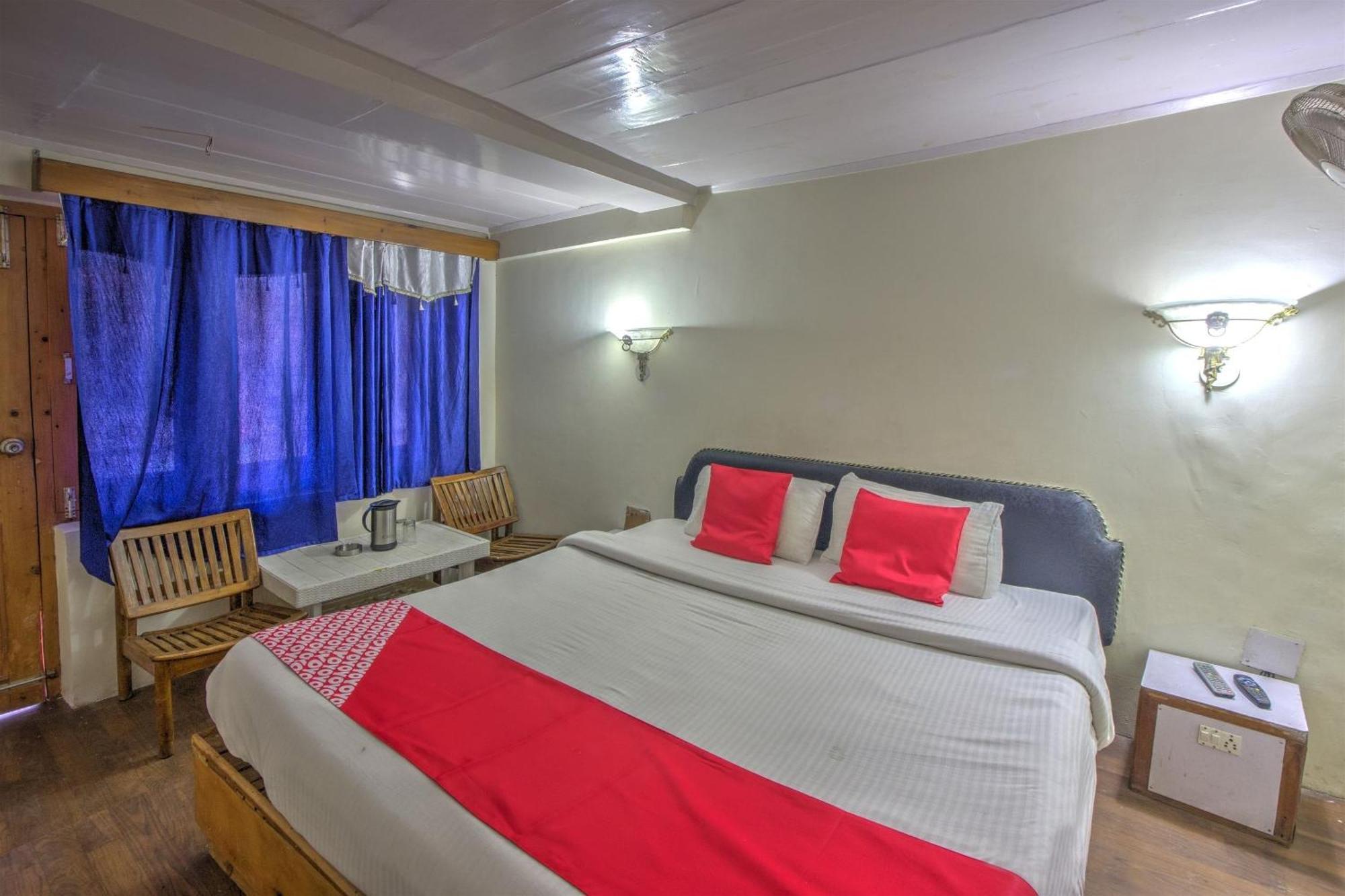 Capital O Shishamaati Hotel Kullu Bagian luar foto