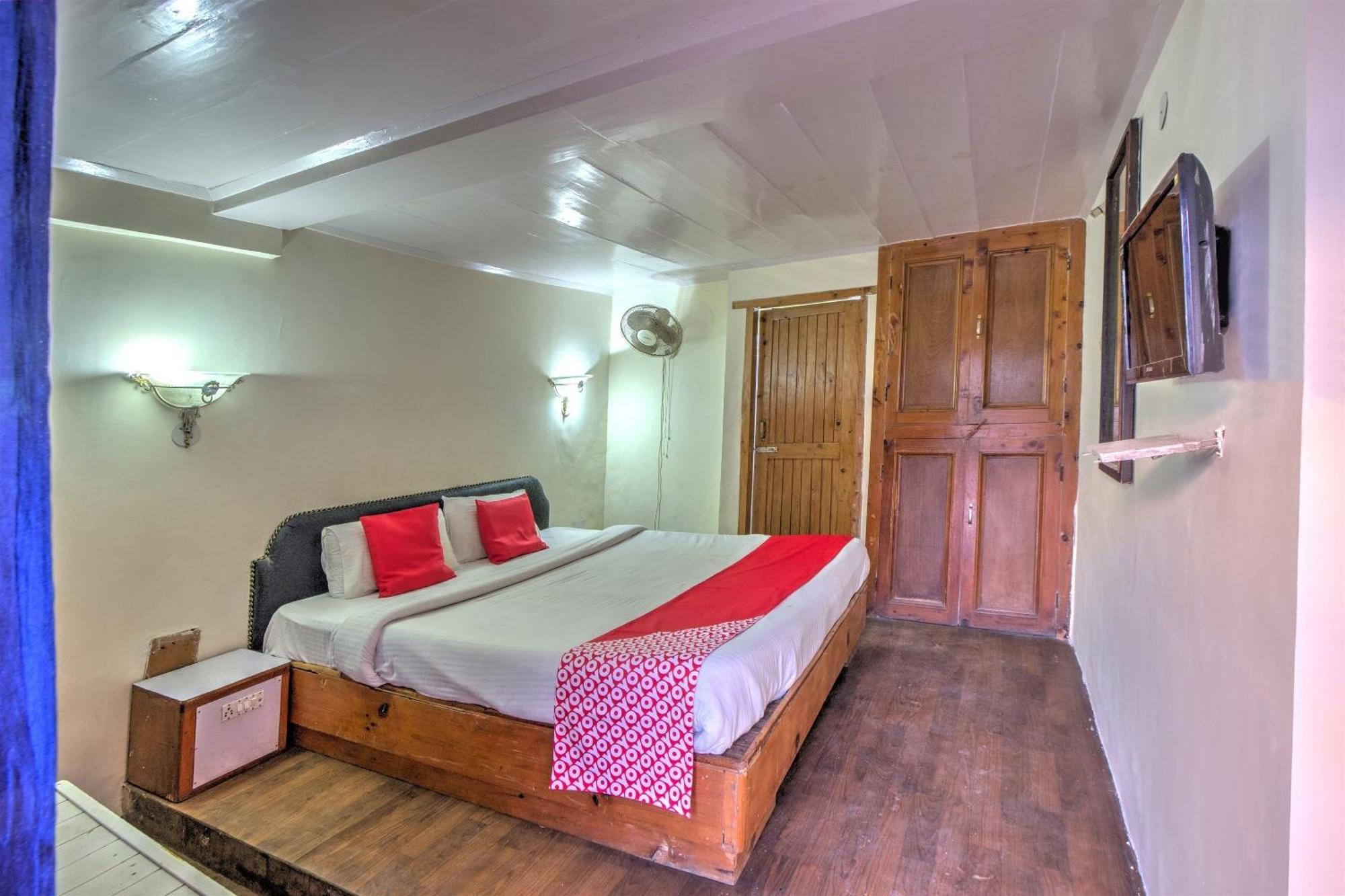 Capital O Shishamaati Hotel Kullu Bagian luar foto
